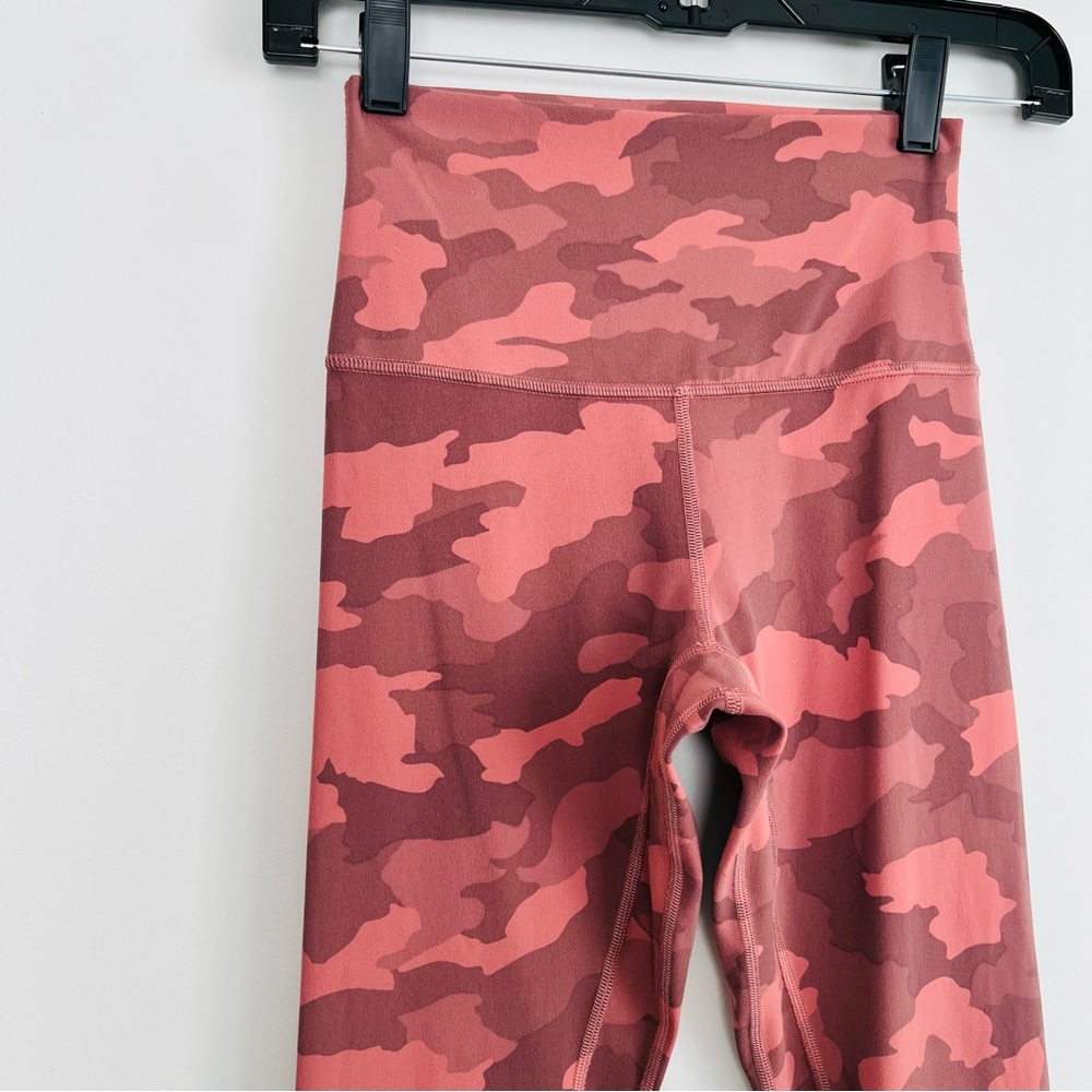 Lululemon Align Crop *21" in Heritage 365 Camo Brier Rose Multi - Picture 6 of 12
